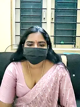 Snapshot of rani_deepa chatting on January 12, 2025, 9:51 pm rani deepa online show from January 12, 2025, 9:51 pm