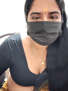 Snapshot of rani_deepa chatting on December 1, 2025, 3:35 pm rani deepa online show from December 1, 2025, 3:35 pm