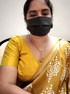 Snapshot of rani_deepa chatting on October 11, 2025, 3:24 pm rani deepa online show from October 11, 2025, 3:24 pm