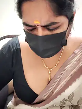 Snapshot of rani_deepa chatting on October 9, 2025, 4:29 pm rani deepa online show from October 9, 2025, 4:29 pm