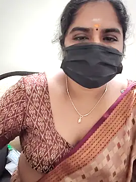 Snapshot of rani_deepa chatting on November 23, 2025, 1:21 pm rani deepa online show from November 23, 2025, 1:21 pm