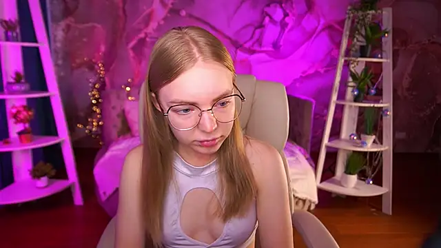 EmilySunshineS online show from March 1, 2026, 7:19 am