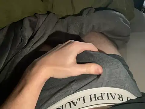 derfigger19 online show from February 22, 2025, 3:58 pm