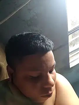 putoso031 online show from January 3, 2025, 1:57 pm