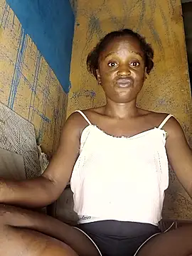 Snapshot of Crazybitchtheanalgoddess4 chatting on January 14, 2026, 12:36 am Crazybitchtheanalgoddess4 online show from January 14, 2026, 12:36 am