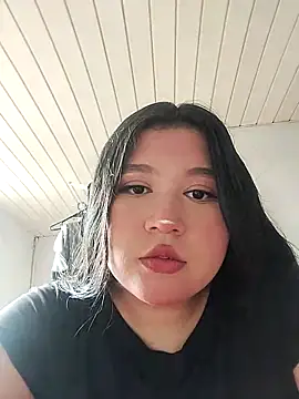 Snapshot of sharyl_24 chatting on March 21, 2025, 7:35 pm sharyl 24 online show from March 21, 2025, 7:35 pm