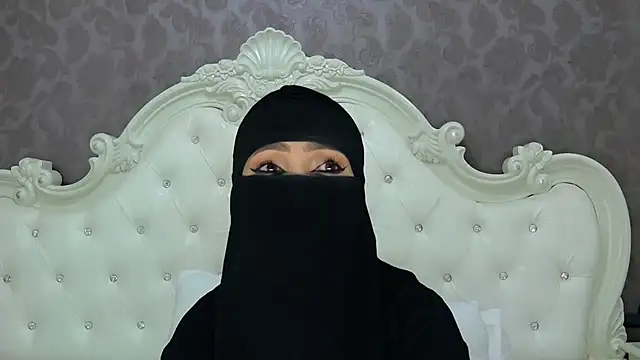 Snapshot of Hajar_Kar chatting on September 18, 2025, 6:05 am Hajar Kar online show from September 18, 2025, 6:05 am