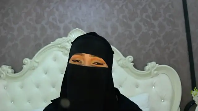 Snapshot of Hajar_Kar chatting on October 13, 2025, 7:43 am Hajar Kar online show from October 13, 2025, 7:43 am