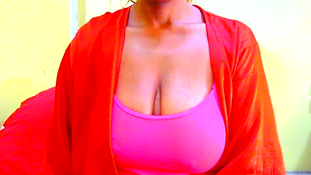 Snapshot of Mollybrookexx chatting on May 12, 2026, 2:12 pm Mollybrookexx online show from May 12, 2026, 2:12 pm