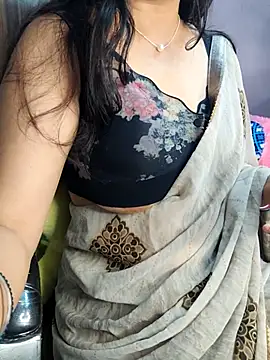 santurmom online show from November 26, 2025, 5:46 pm