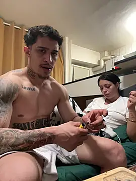 neverdd11 online show from April 19, 2026, 8:55 pm