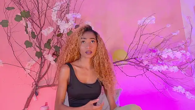 Charlotte Love10 online show from March 4, 2026, 12:02 pm