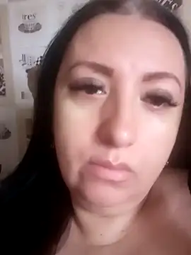 Snapshot of Veronica-Celie chatting on December 18, 2025, 10:19 am Veronica-Celie online show from December 18, 2025, 10:19 am