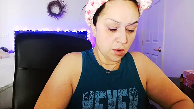 Snapshot of AlyssiaAmoreXO chatting on July 9, 2026, 4:28 pm AlyssiaAmoreXO online show from July 9, 2026, 4:28 pm