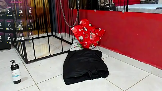 ValentinaThomas online show from March 14, 2025, 10:38 pm