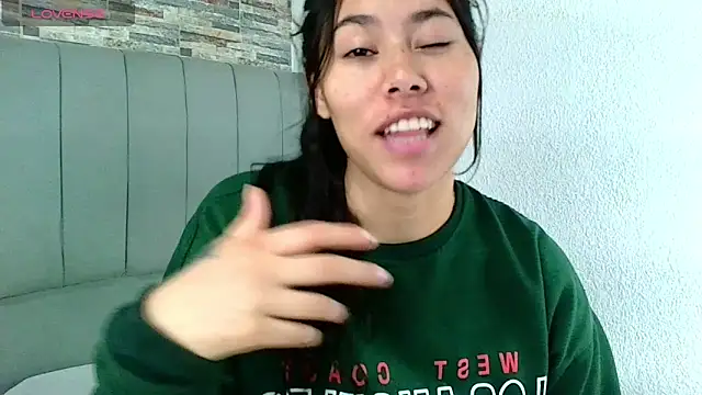 Snapshot of _joy_yva chatting on March 20, 2025, 2:53 pm  joy yva online show from March 20, 2025, 2:53 pm