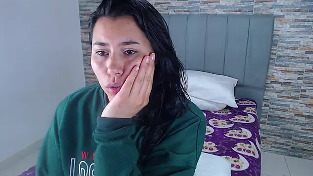 Snapshot of _joy_yva chatting on September 25, 2025, 3:29 pm  joy yva online show from September 25, 2025, 3:29 pm