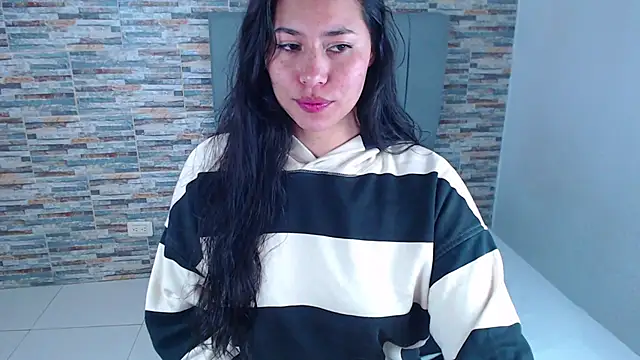 Snapshot of _joy_yva chatting on October 26, 2025, 7:47 pm  joy yva online show from October 26, 2025, 7:47 pm