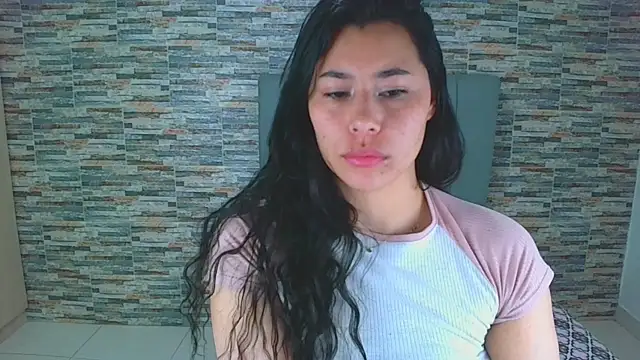 Snapshot of _joy_yva chatting on September 19, 2025, 1:37 pm  joy yva online show from September 19, 2025, 1:37 pm