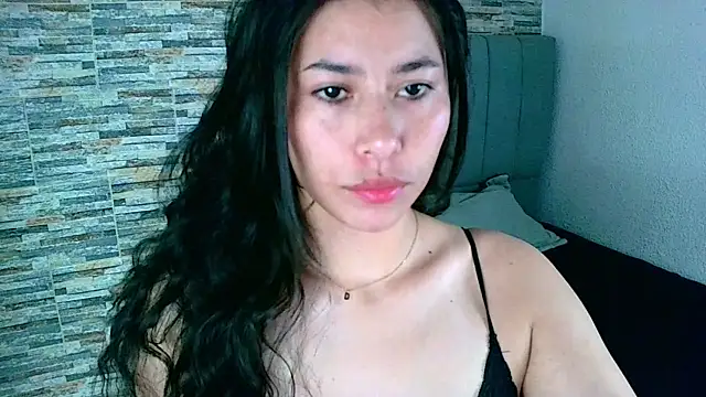 Snapshot of _joy_yva chatting on February 13, 2025, 3:24 pm  joy yva online show from February 13, 2025, 3:24 pm
