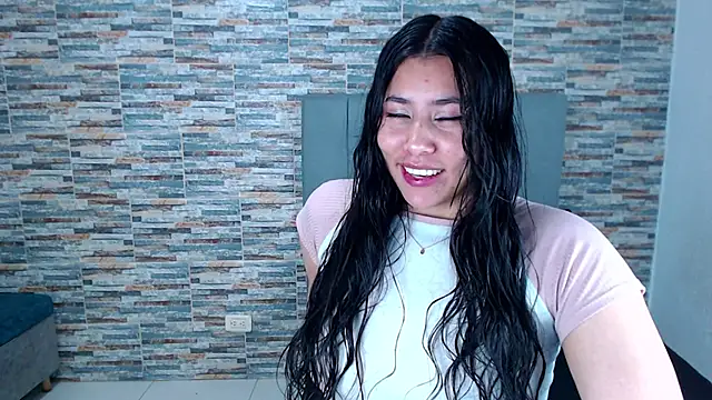 Snapshot of _joy_yva chatting on October 5, 2025, 6:09 pm  joy yva online show from October 5, 2025, 6:09 pm
