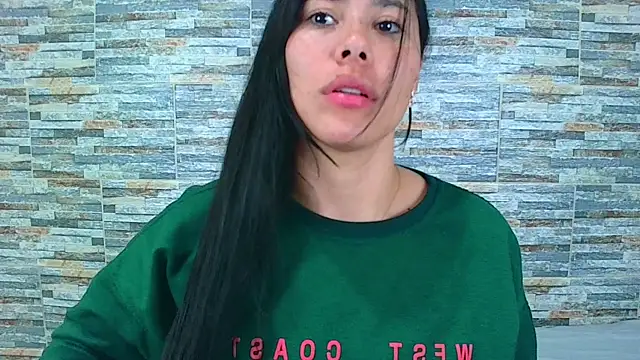 Snapshot of _joy_yva chatting on March 4, 2025, 7:22 pm  joy yva online show from March 4, 2025, 7:22 pm