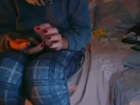 VeneRed online show from December 2, 2025, 3:47 pm