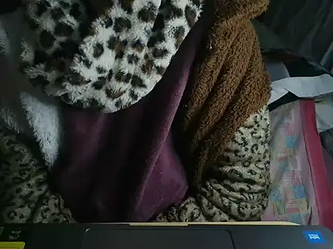 VeneRed online show from March 26, 2026, 11:13 pm