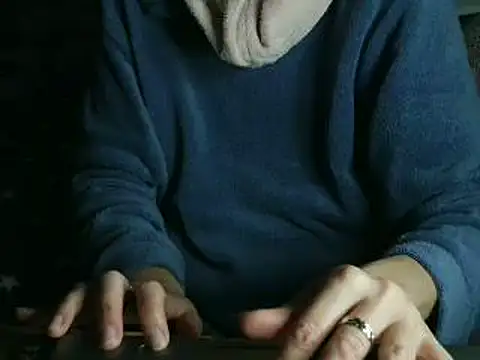 VeneRed online show from March 2, 2026, 10:06 pm