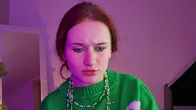 L1ittle kitty  online show from March 18, 2026, 6:05 am