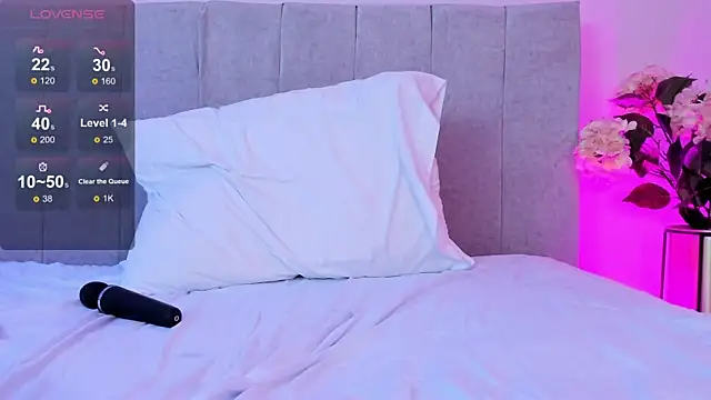 Snapshot of rawiya chatting on March 14, 2025, 3:14 pm rawiya online show from March 14, 2025, 3:14 pm