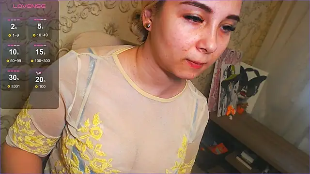 DolphinDreams online show from March 2, 2025, 12:47 pm