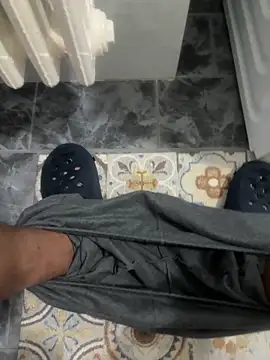 Lecatore80 online show from February 5, 2026, 6:09 am