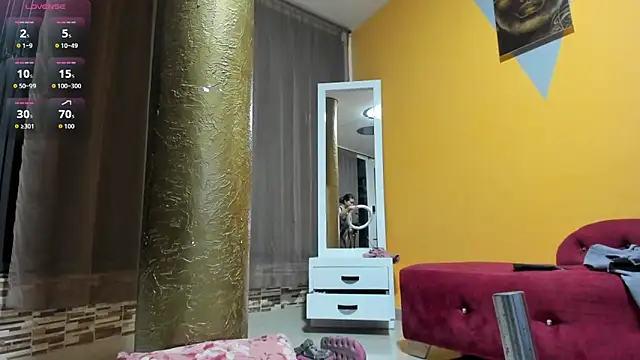 Snapshot of valeria_hurtado chatting on October 7, 2025, 2:12 am valeria hurtado online show from October 7, 2025, 2:12 am