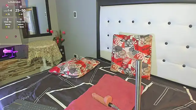 Snapshot of valeria_hurtado chatting on February 18, 2025, 1:54 am valeria hurtado online show from February 18, 2025, 1:54 am