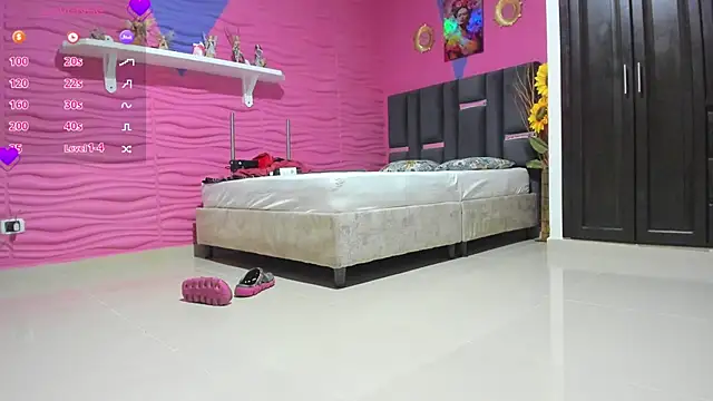 Snapshot of valeria_hurtado chatting on March 6, 2025, 2:19 am valeria hurtado online show from March 6, 2025, 2:19 am