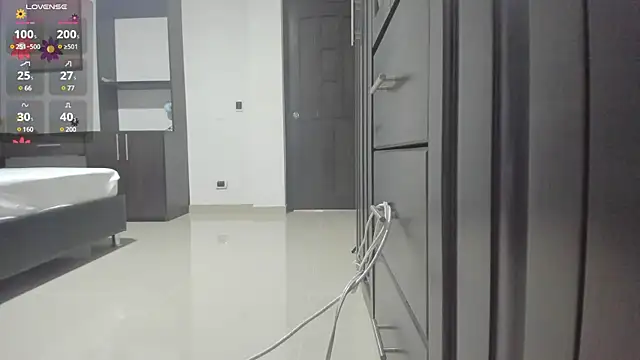 Snapshot of valeria_hurtado chatting on February 28, 2025, 3:15 am valeria hurtado online show from February 28, 2025, 3:15 am