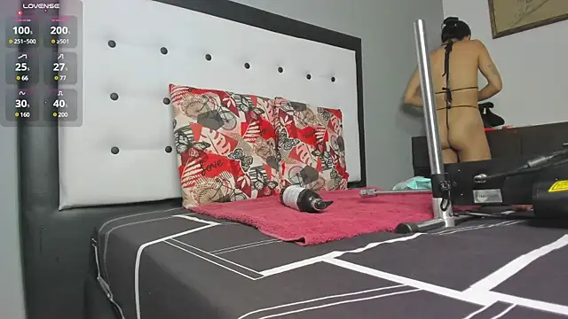 Snapshot of valeria_hurtado chatting on February 12, 2025, 2:03 am valeria hurtado online show from February 12, 2025, 2:03 am