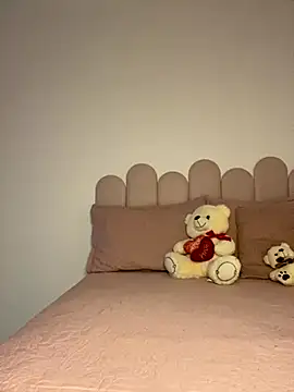 Snapshot of cleolimahot3 chatting on November 24, 2025, 10:43 pm cleolimahot3 online show from November 24, 2025, 10:43 pm