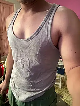 Snapshot of alburt_1996 chatting on January 11, 2026, 4:08 am alburt 1996 online show from January 11, 2026, 4:08 am