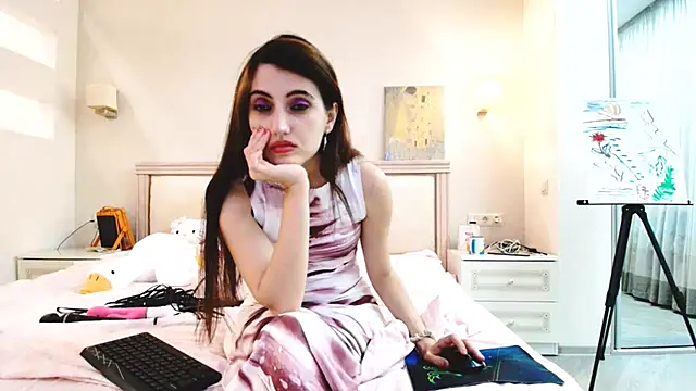 Snapshot of Iren chatting on December 1, 2025, 4:41 pm Iren online show from December 1, 2025, 4:41 pm