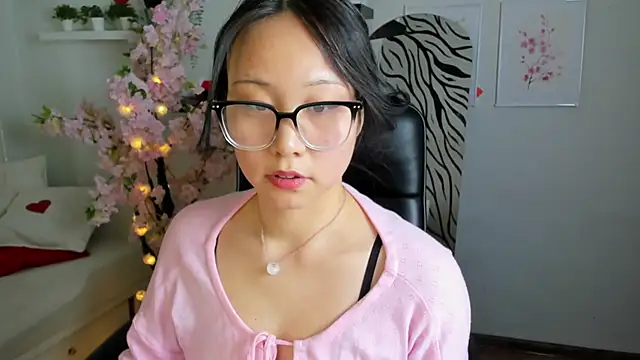 Snapshot of Inari_Okami_ chatting on March 21, 2025, 6:16 am Inari Okami online show from March 21, 2025, 6:16 am