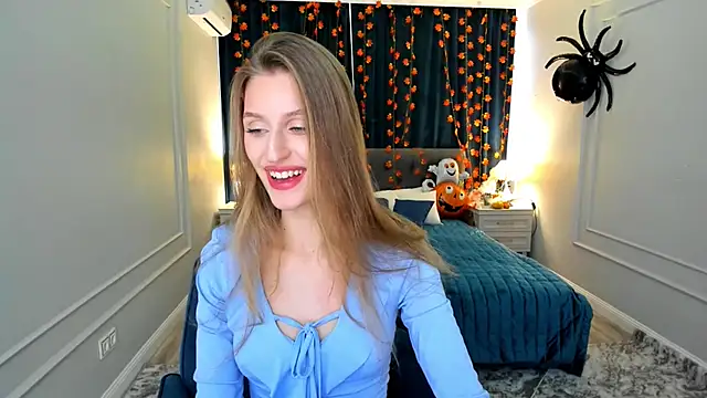 NaturalBeaty online show from October 19, 2025, 11:57 am