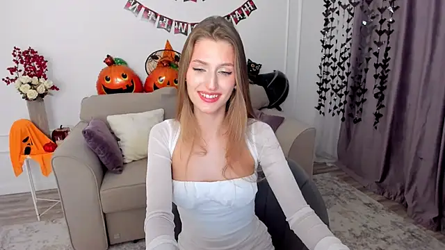 NaturalBeaty online show from October 21, 2025, 3:50 am