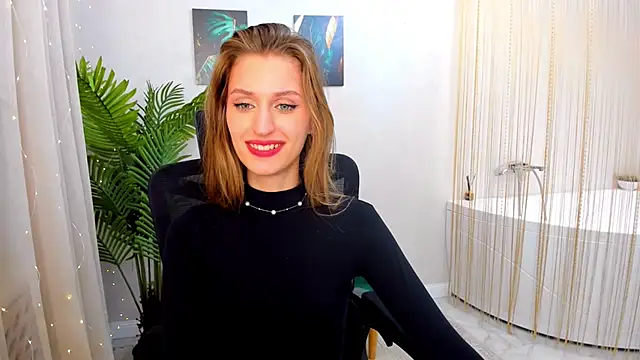 NaturalBeaty online show from March 3, 2025, 6:13 pm