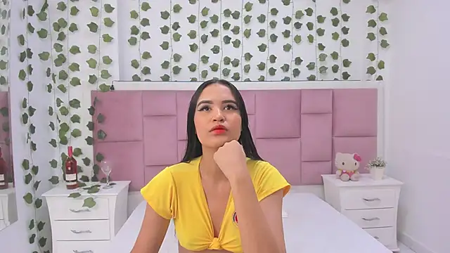 Snapshot of kaily_sweet1 chatting on February 7, 2026, 11:18 am kaily sweet1 online show from February 7, 2026, 11:18 am