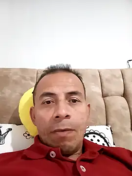 Snapshot of Andres1981_06 chatting on January 6, 2025, 8:50 pm Andres1981 06 online show from January 6, 2025, 8:50 pm