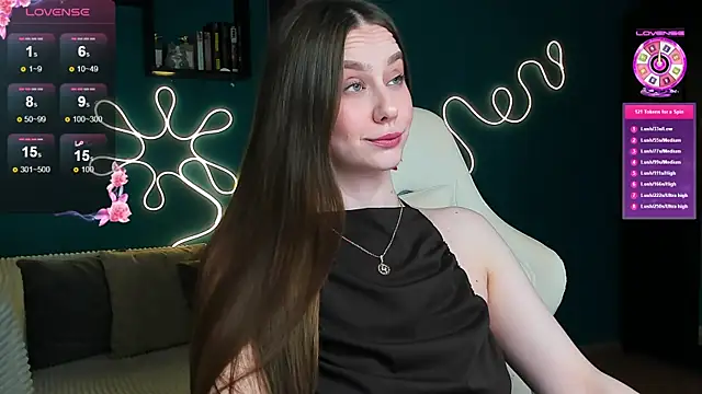 katie taylorr online show from November 7, 2025, 11:30 pm