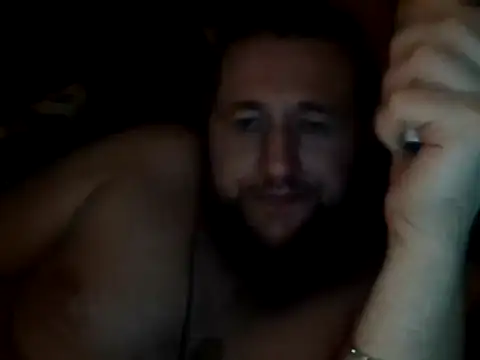 Snapshot of yukka4413 chatting on January 6, 2025, 9:32 pm yukka4413 online show from January 6, 2025, 9:32 pm