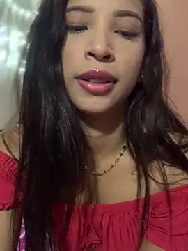 Snapshot of Nicole_cute1 chatting on January 25, 2025, 6:01 am Nicole cute1 online show from January 25, 2025, 6:01 am